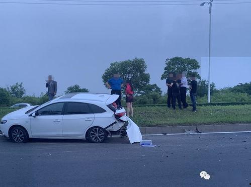 最新爆料车祸视频下载安装,事故现场触目惊心 第2张 最新爆料车祸视频下载安装,事故现场触目惊心 第2张